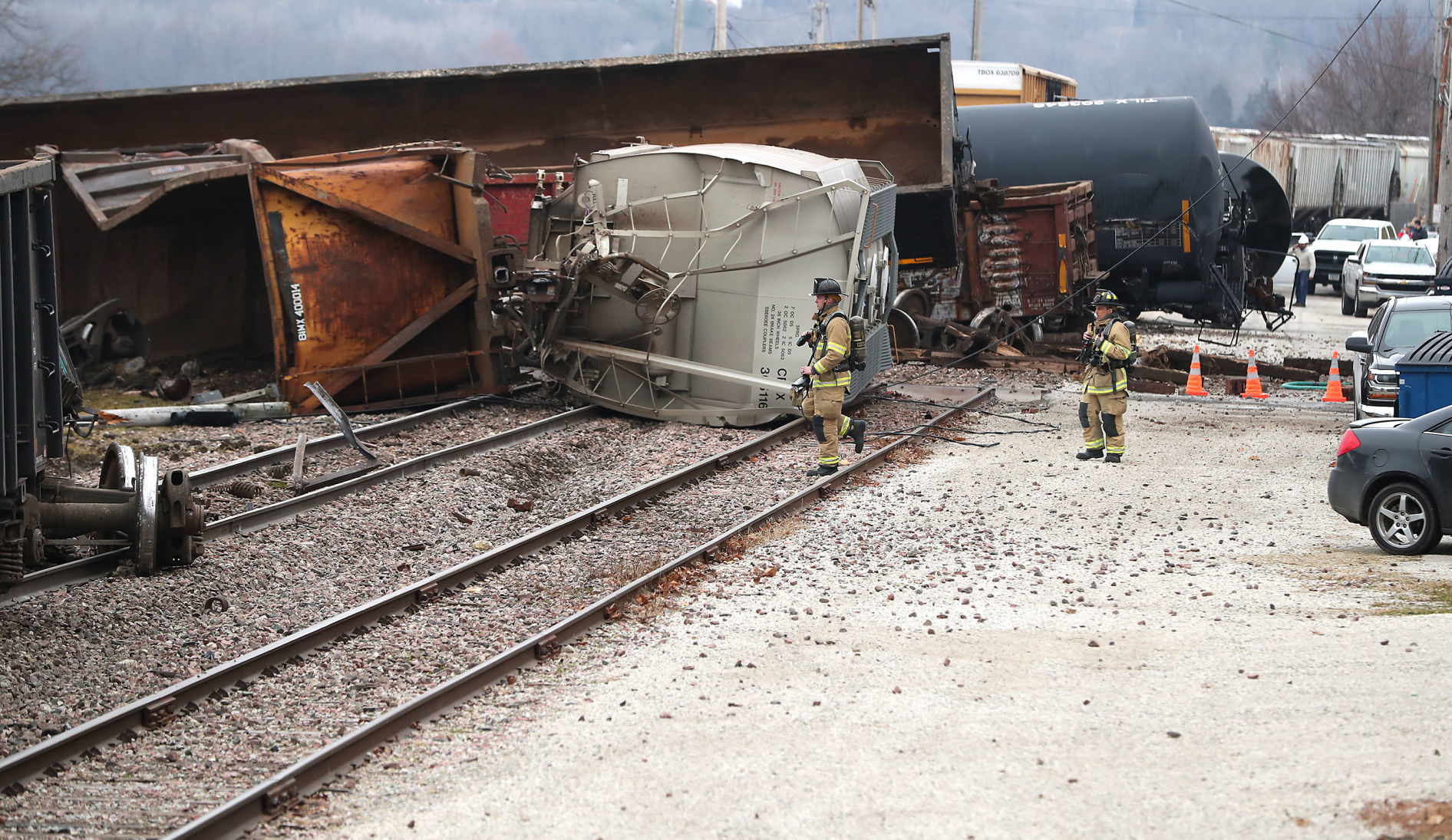 010320-qc-train-derail-001
